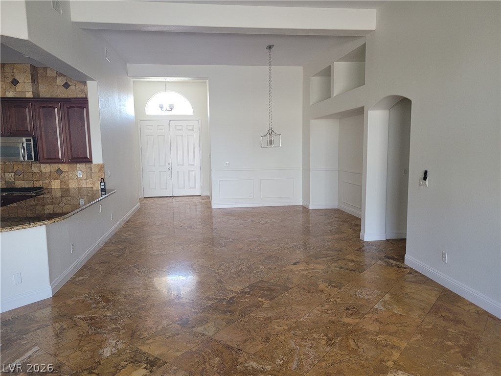 7020 Manzanares Drive Property Photo 5