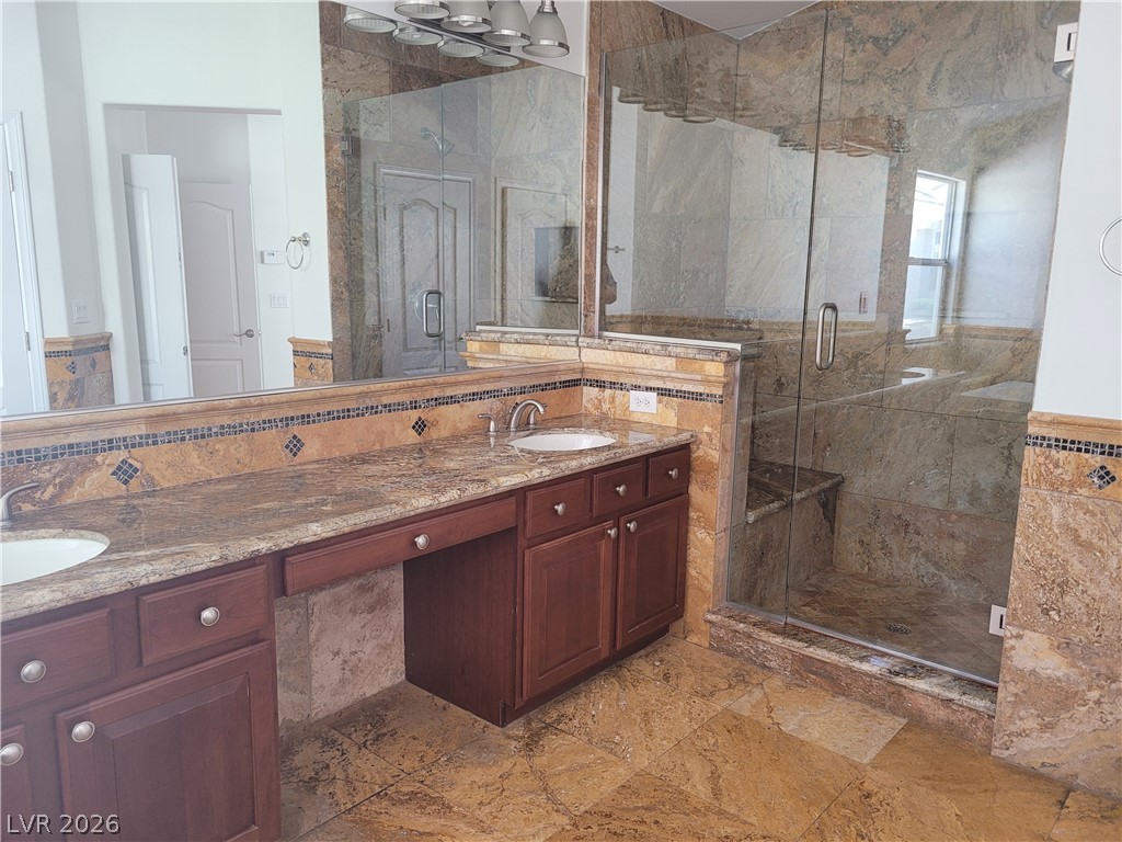 7020 Manzanares Drive Property Photo 17