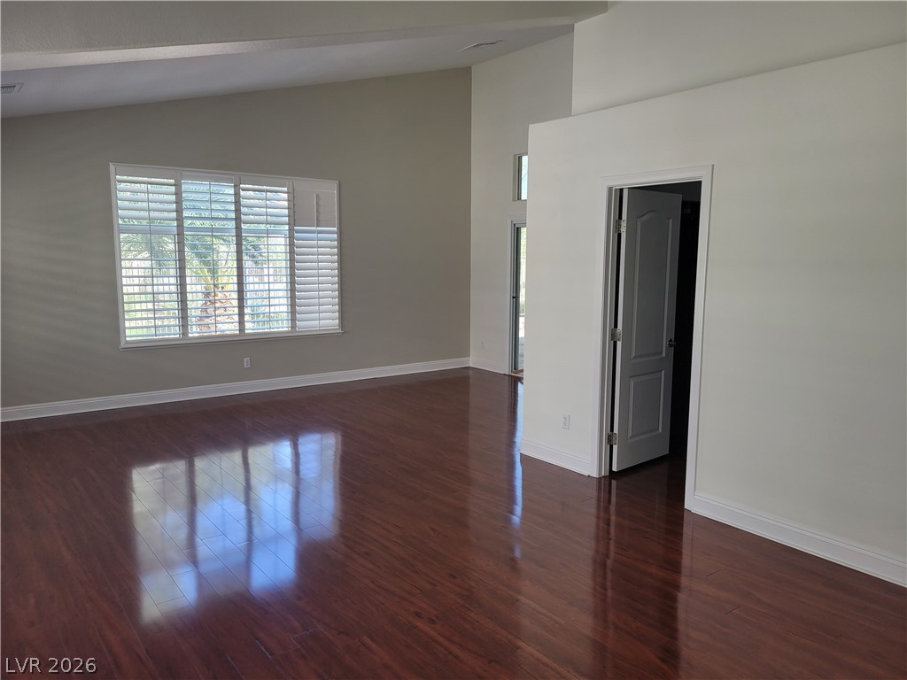7020 Manzanares Drive Property Photo 20