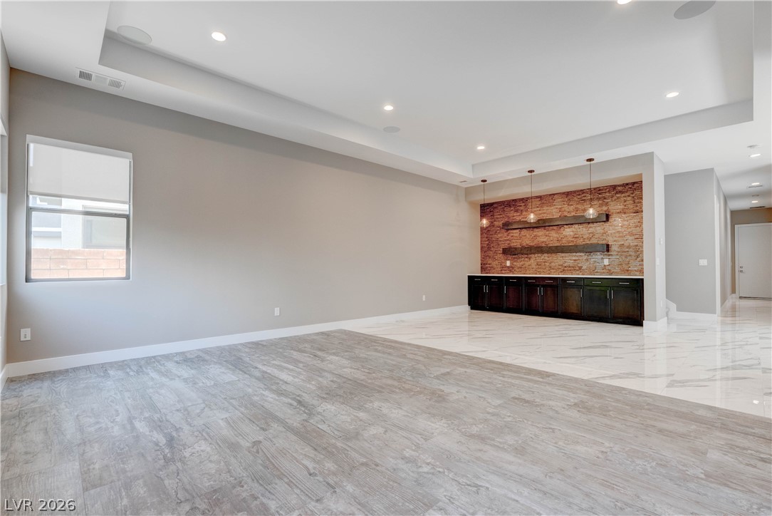 86 Pristine Glen Street Property Photo 15