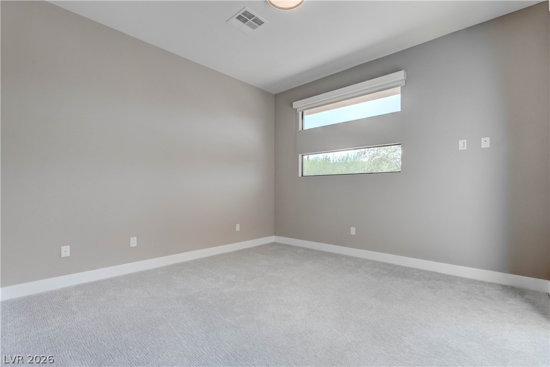 86 Pristine Glen Street Property Photo 23