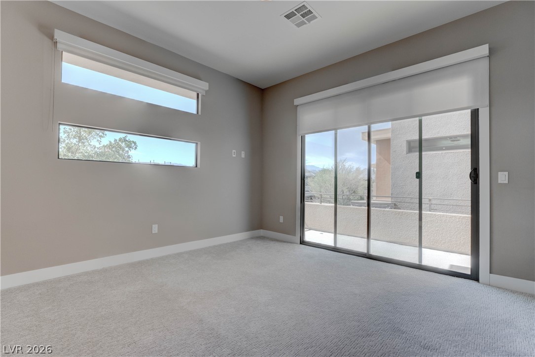 86 Pristine Glen Street Property Photo 24