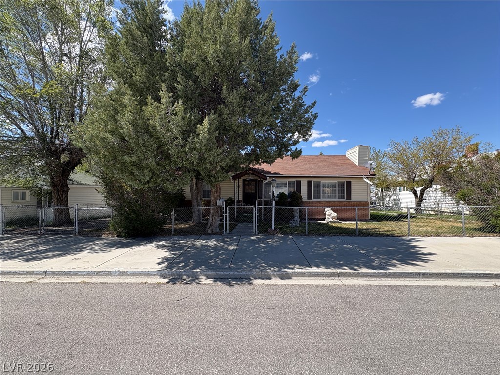 1005 Avenue G Property Photo 1