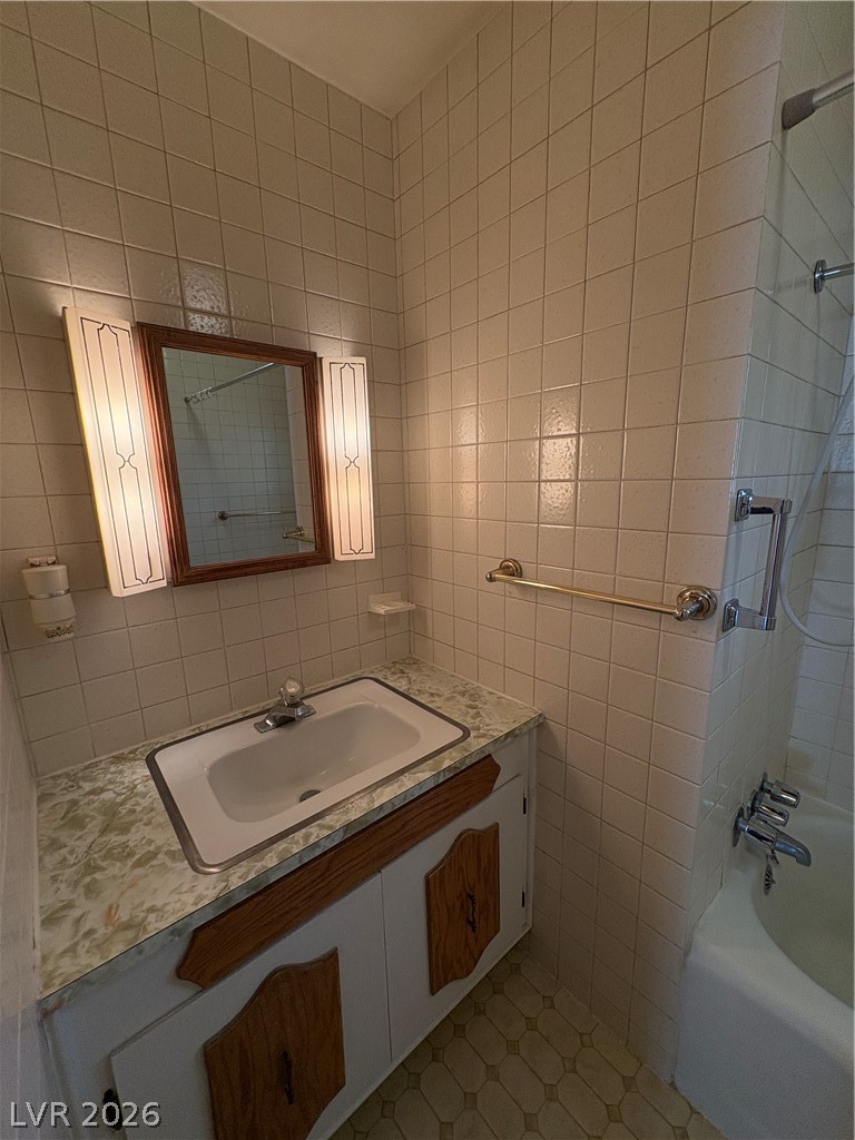 1005 Avenue G Property Photo 12