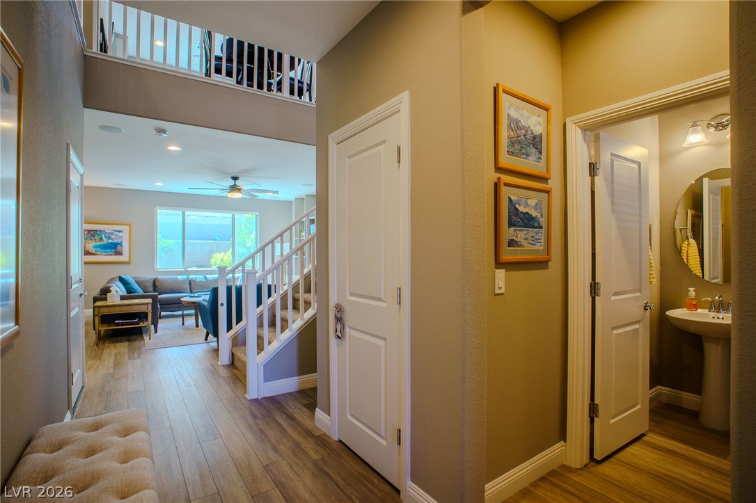 457 Bolsa Basin Avenue Property Photo 19