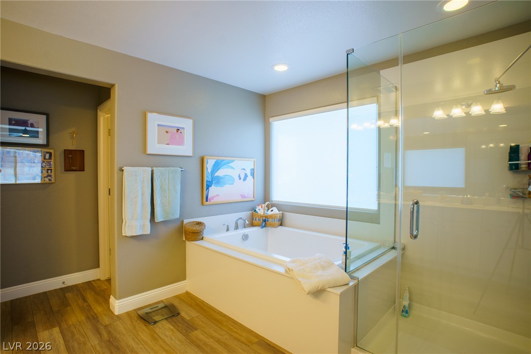 457 Bolsa Basin Avenue Property Photo 33