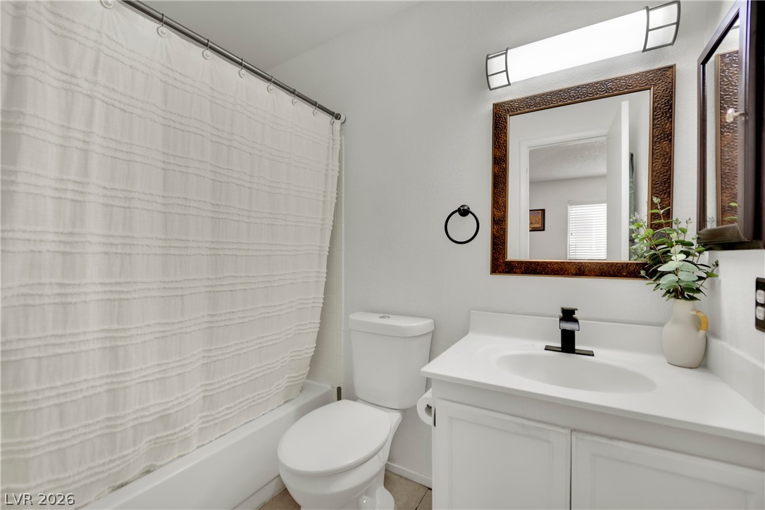 929 Rockview Drive 202 Property Photo 23