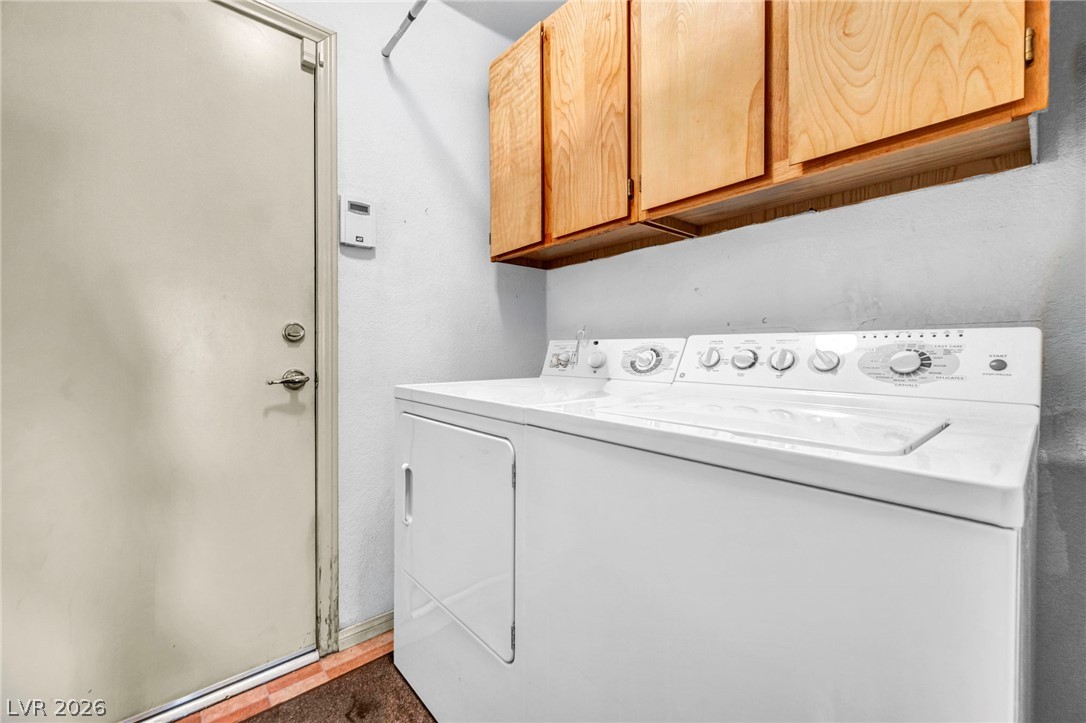 7713 Leavorite Drive Property Photo 35