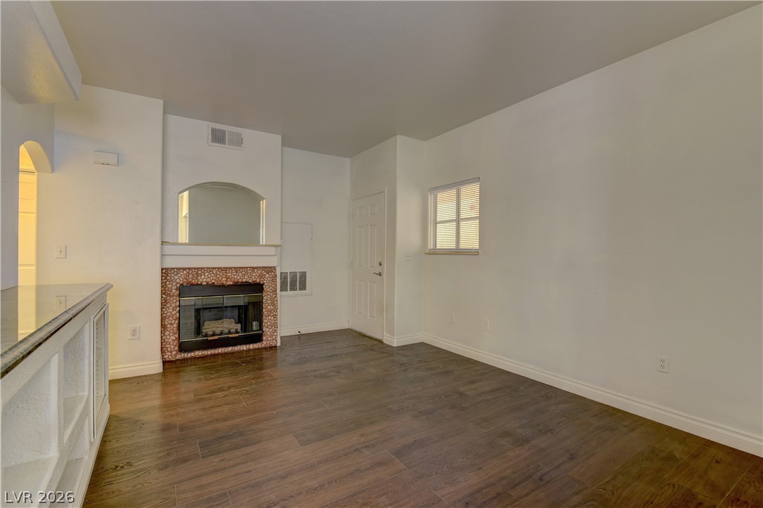 8425 Running Deer Avenue 104 Property Photo 4
