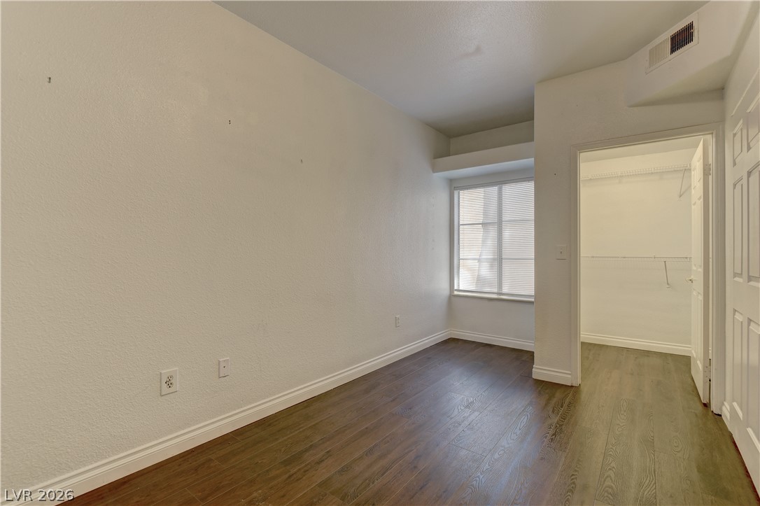 8425 Running Deer Avenue 104 Property Photo 10