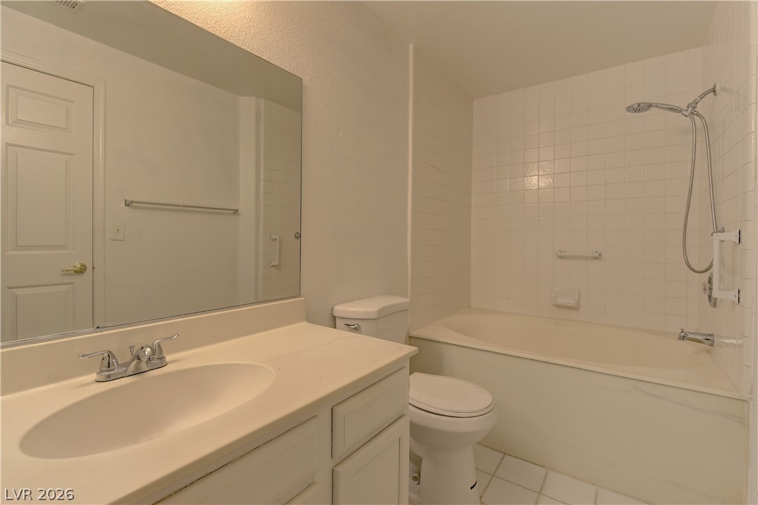 8425 Running Deer Avenue 104 Property Photo 12
