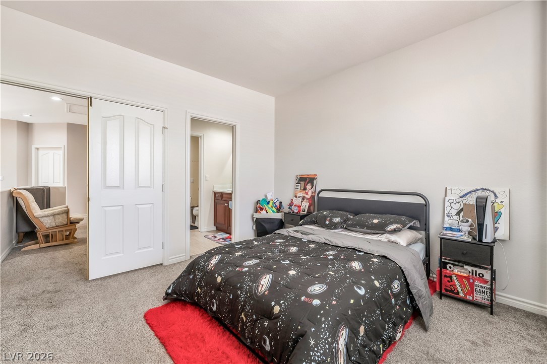 9125 Hampstead Avenue Property Photo 32