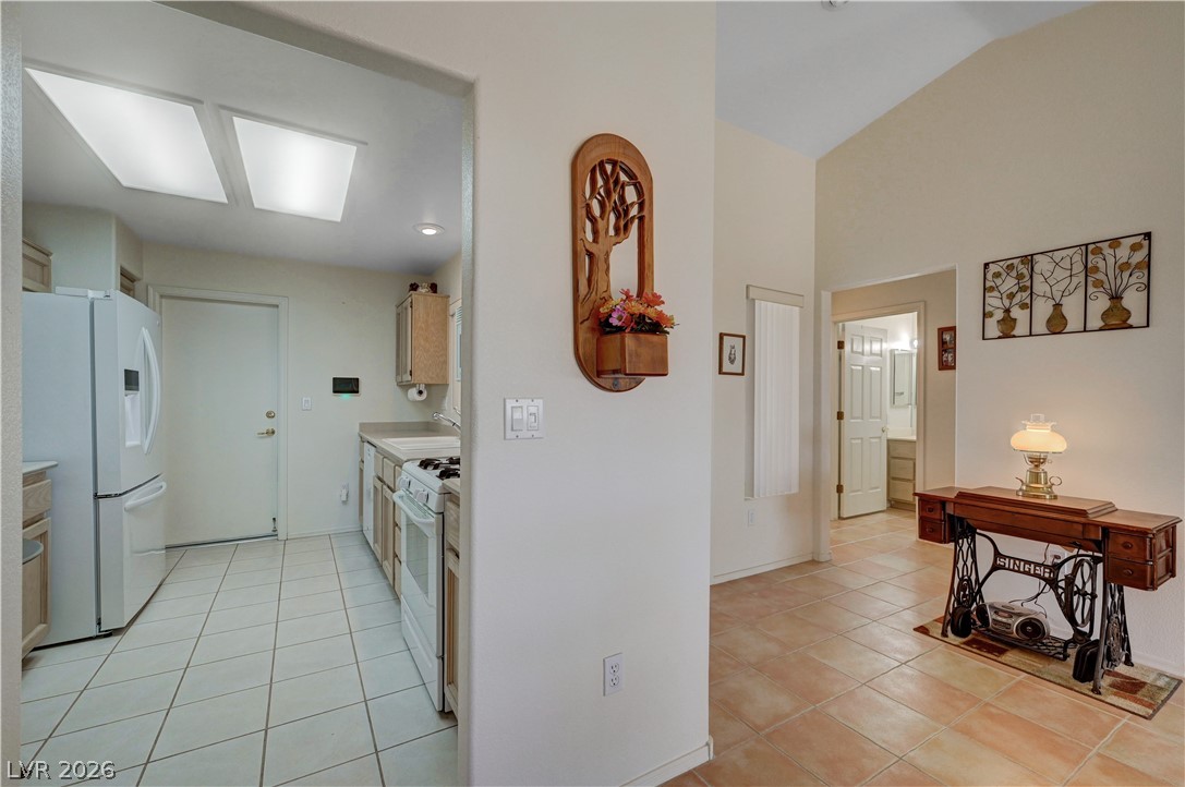 10625 Mission Lakes Avenue Property Photo 10