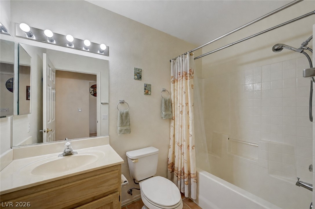 10625 Mission Lakes Avenue Property Photo 15