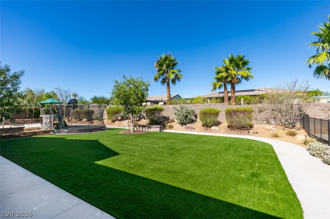 8615 Jerlyn Street Property Photo 11