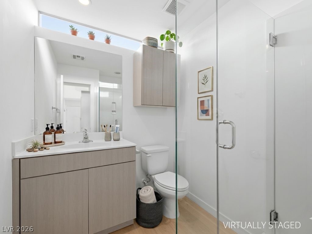 247 Tower Street Property Photo 5