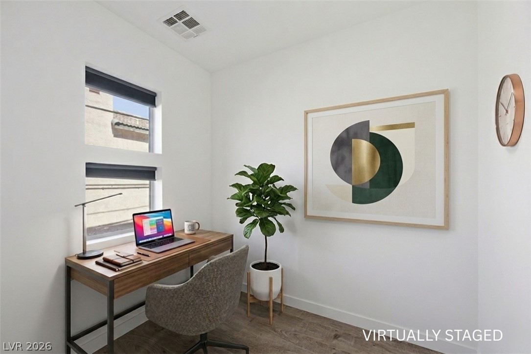 247 Tower Street Property Photo 17