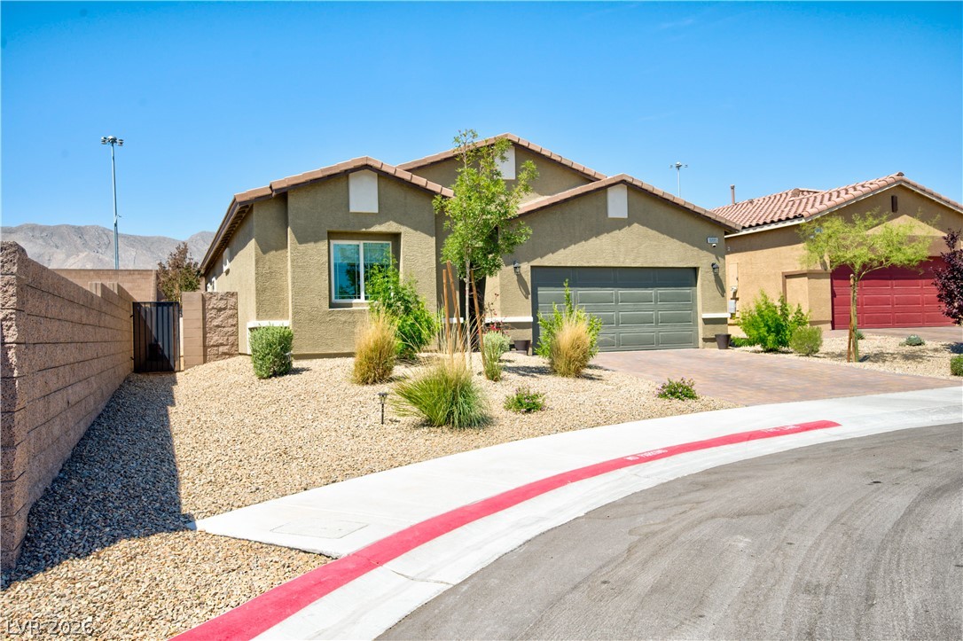 10095 Sequoia Falls Place Property Photo 3