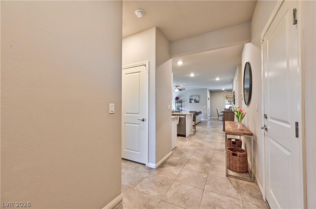 10095 Sequoia Falls Place Property Photo 6