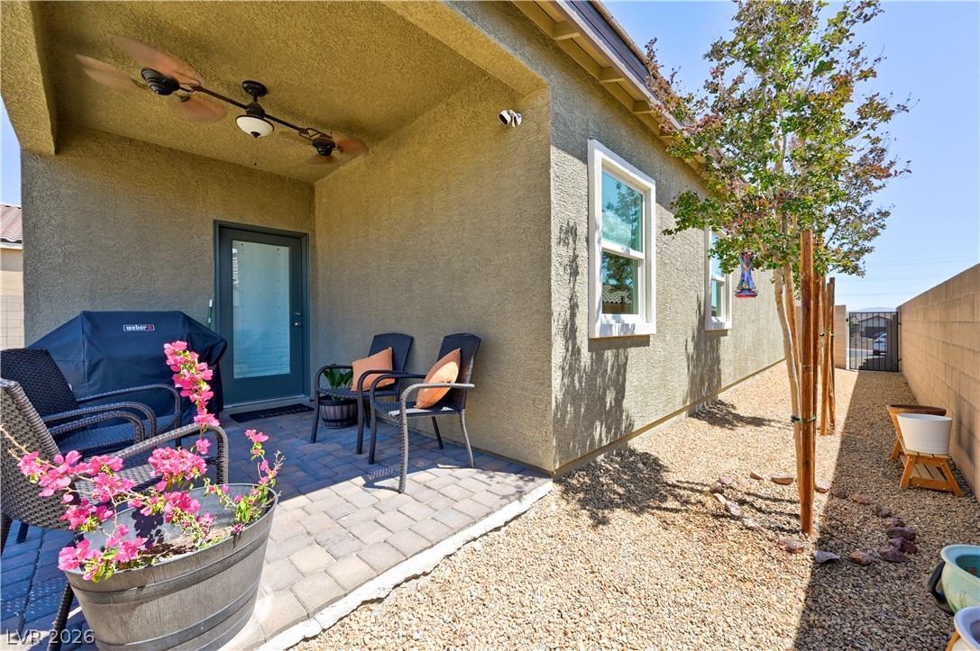 10095 Sequoia Falls Place Property Photo 38