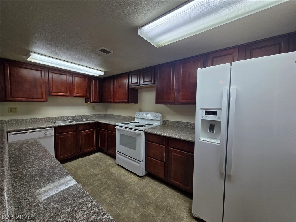 5360 Indian River Drive 253 Property Photo 4