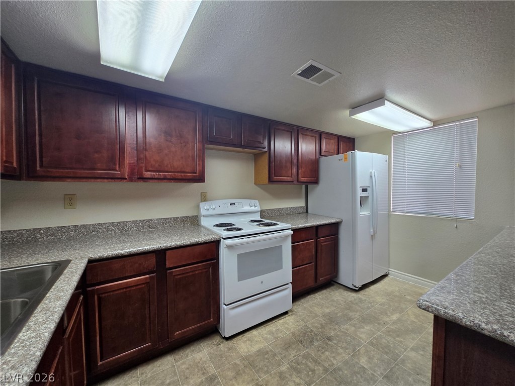 5360 Indian River Drive 253 Property Photo 5