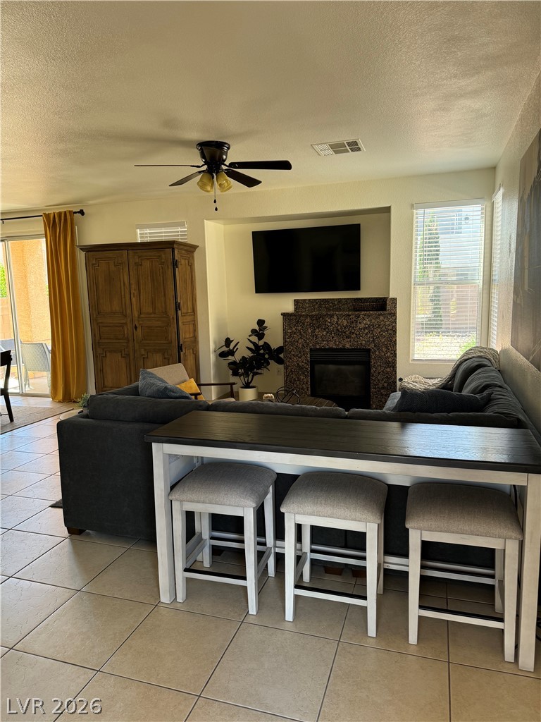 10261 Bentley Oaks Avenue Property Photo 2