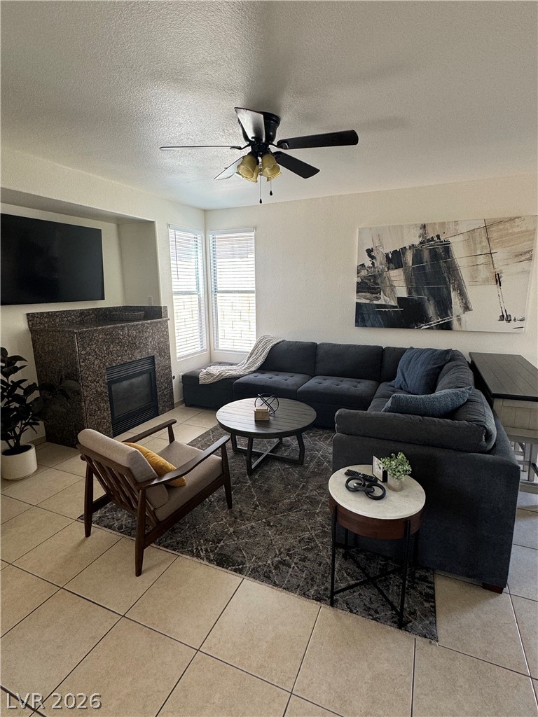 10261 Bentley Oaks Avenue Property Photo 4