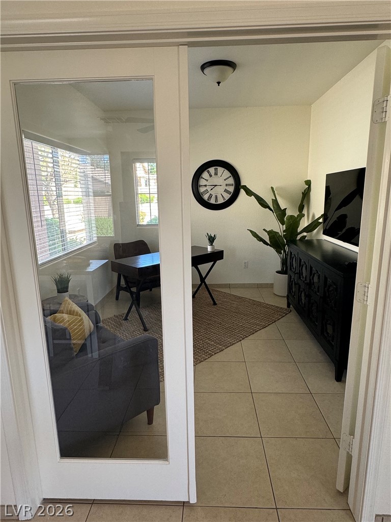 10261 Bentley Oaks Avenue Property Photo 6