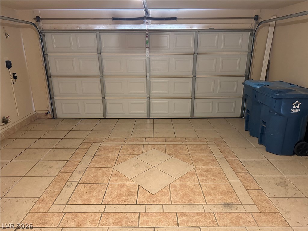 10261 Bentley Oaks Avenue Property Photo 11