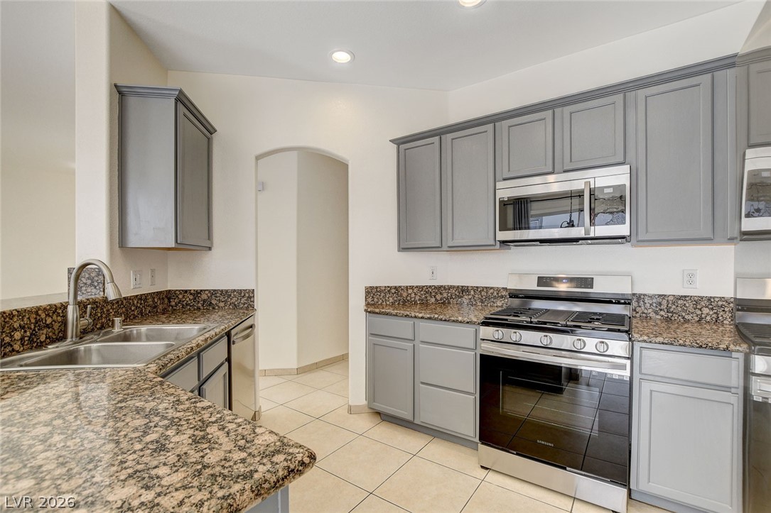 10261 Bentley Oaks Avenue Property Photo 18