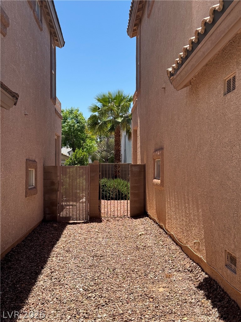 10261 Bentley Oaks Avenue Property Photo 43