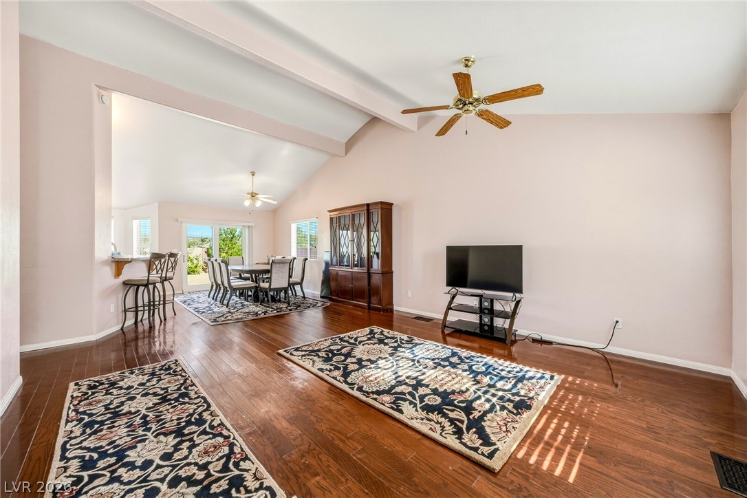 4307 Jacksboro Property Photo 4