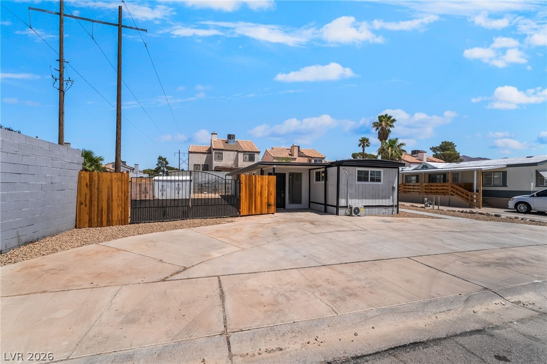 5402 Tahoe Drive Property Photo 3