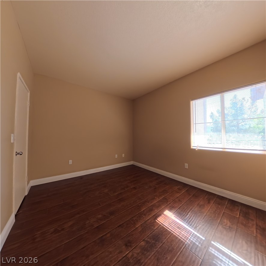 2615 West Gary Avenue 2026 Property Photo 19