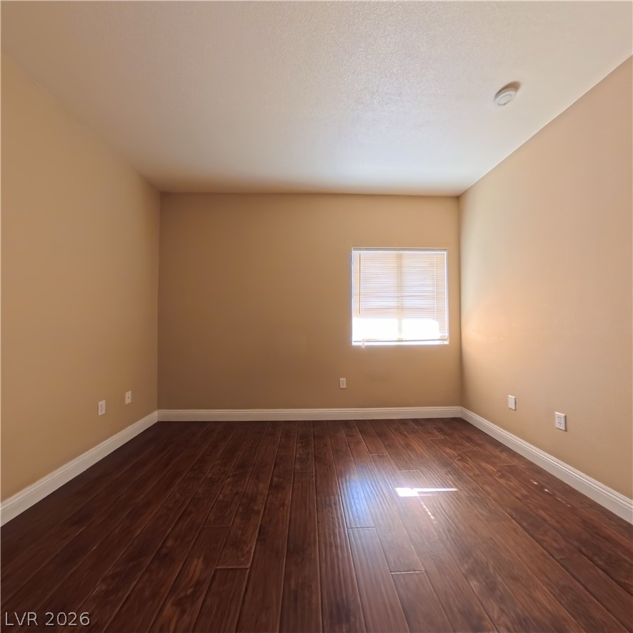 2615 West Gary Avenue 2026 Property Photo 20