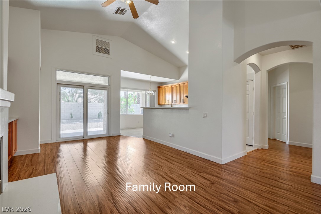 310 Dazzling Terrace Property Photo 18