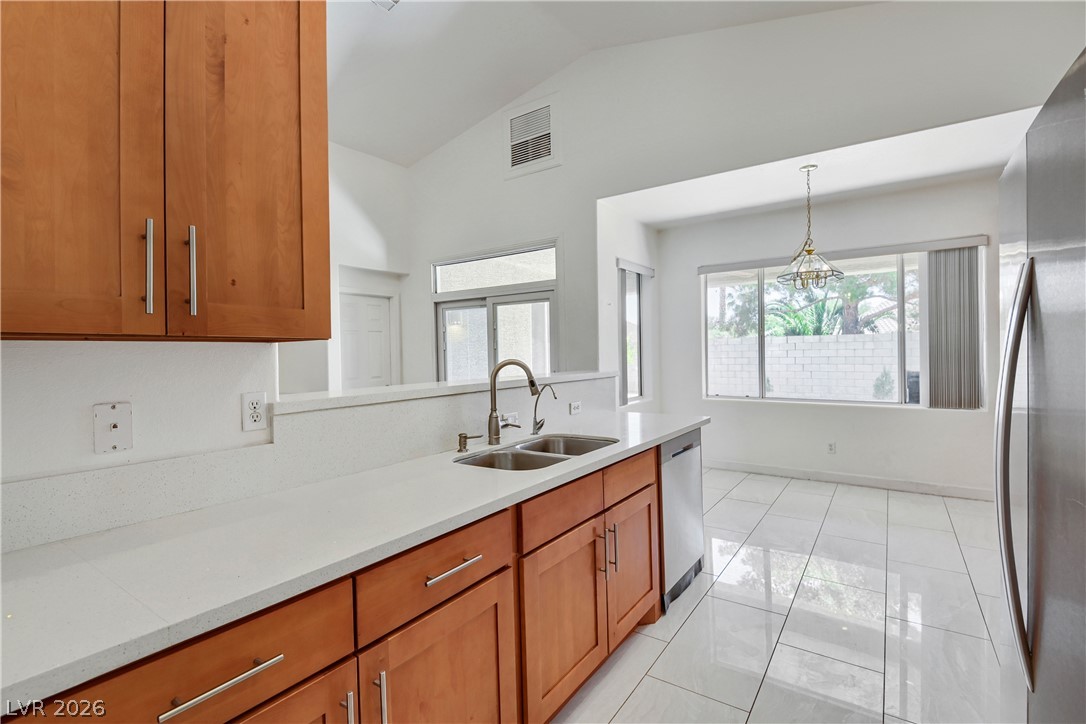 310 Dazzling Terrace Property Photo 21
