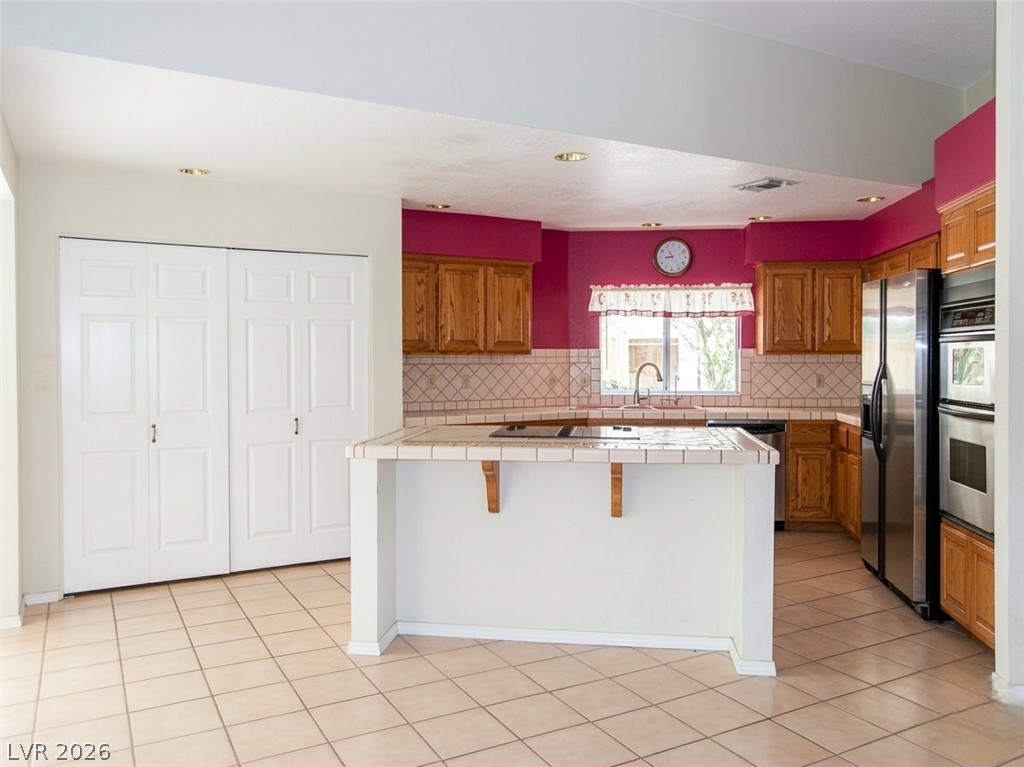 2088 River City Drive Property Photo 10