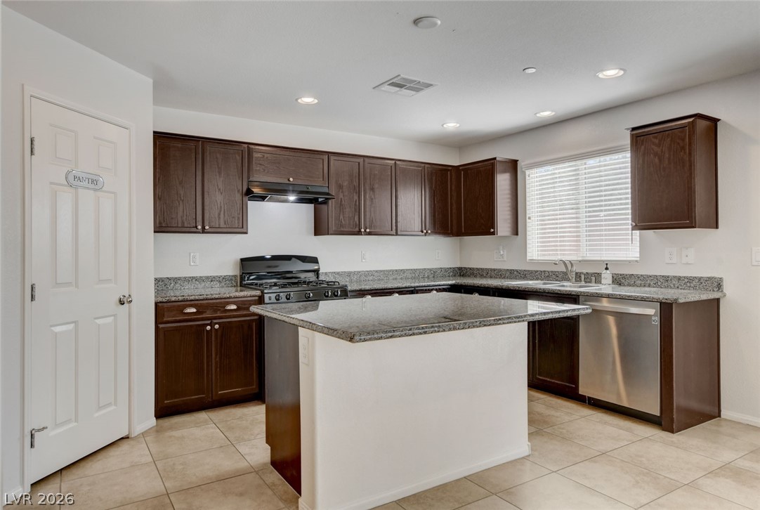 6324 Patriot Wave Street Property Photo 11