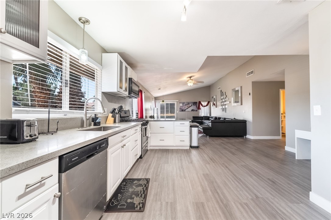3111 Belvedere Drive Property Photo 4