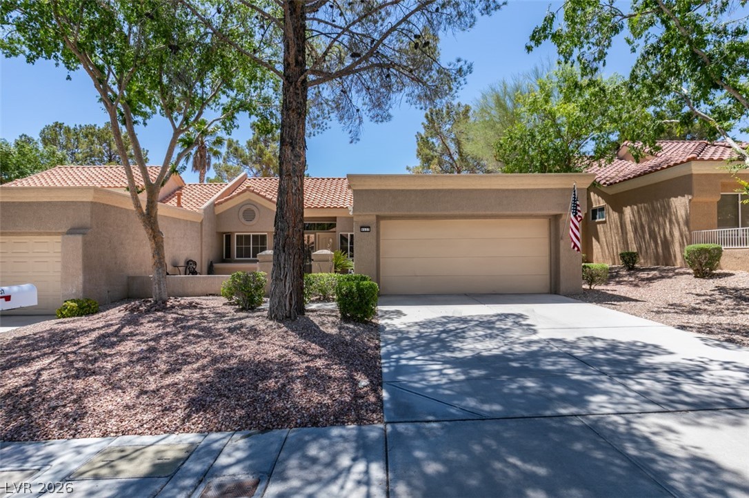 9537 Eagle Valley Drive Property Photo 2