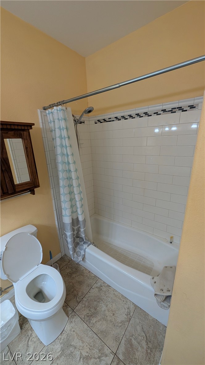 1061 Pikes Peak Court Property Photo 6