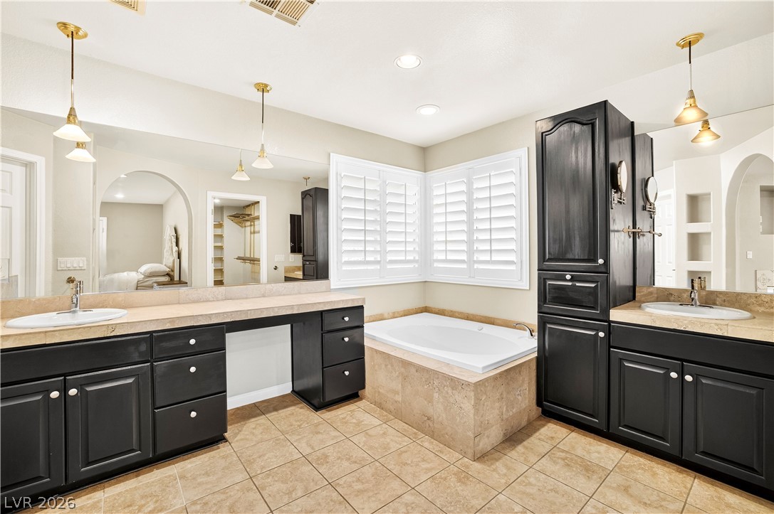 1135 Calico Ridge Drive Property Photo 34