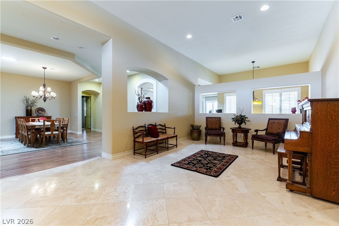 3661 Riley Ann Avenue Property Photo 5