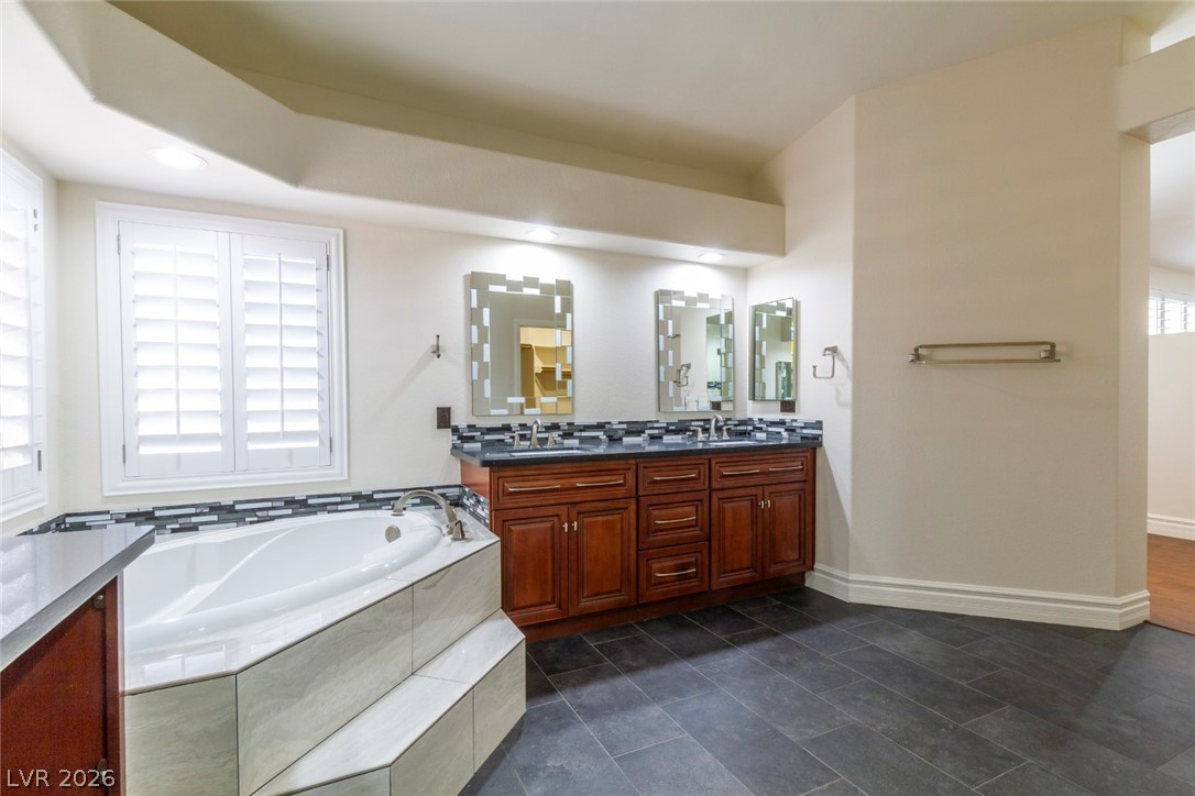 9592 Camino Capistrano Lane Property Photo 35