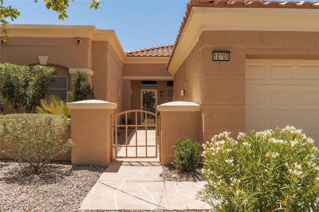 10709 Mission Lakes Avenue Property Photo 3