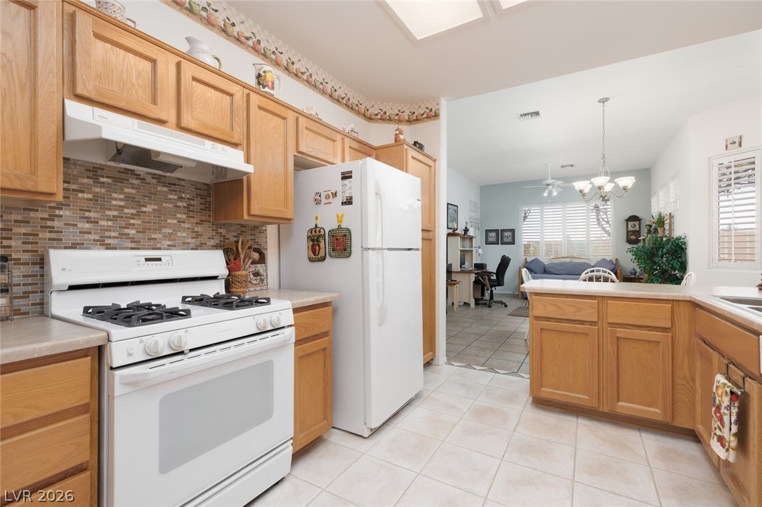 10709 Mission Lakes Avenue Property Photo 11