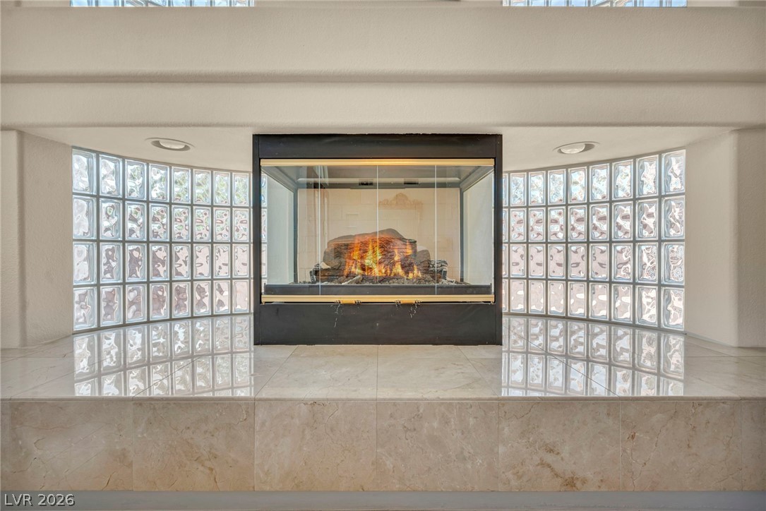 7624 Golden Lantern Court Property Photo 11