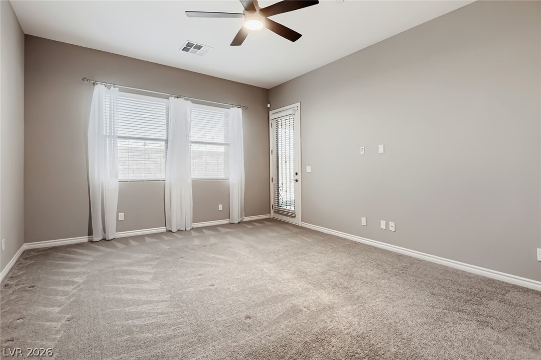 488 Sterling Falls Avenue Property Photo 13